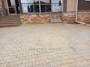 Furnished 4bdrm Bungalow in Gated Estate, Kira for Sale