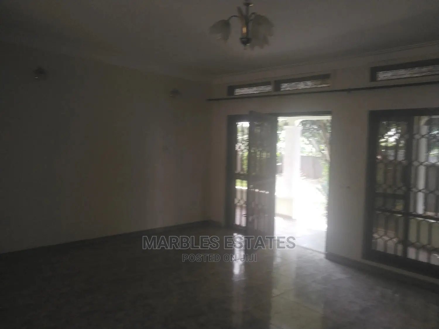 4bdrm Bungalow in Bugolobi, Central Division for Rent