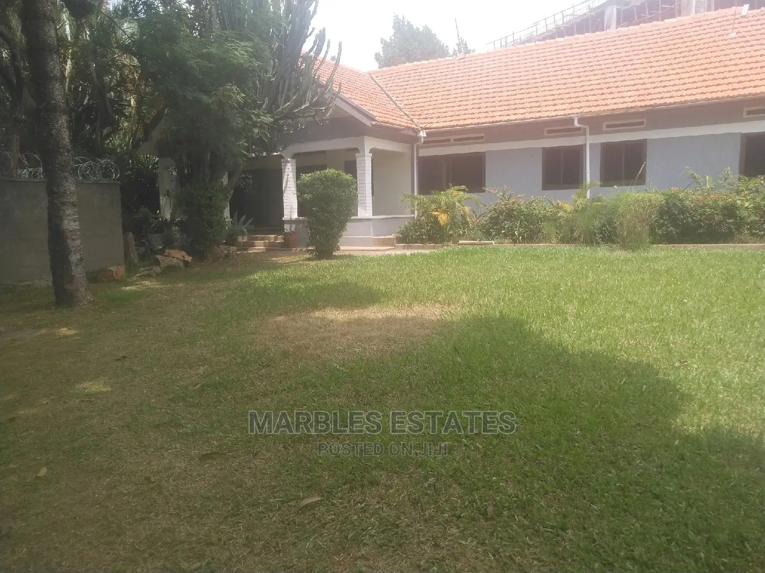 4bdrm Bungalow in Bugolobi, Central Division for Rent