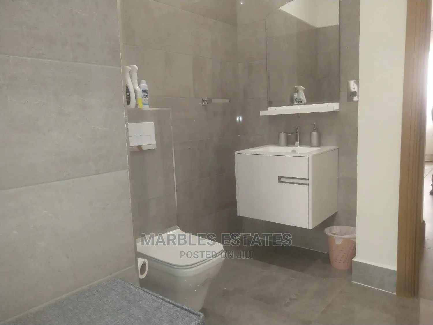 Furnished 3bdrm Apartment in Bugolobi, Central Division for Rent