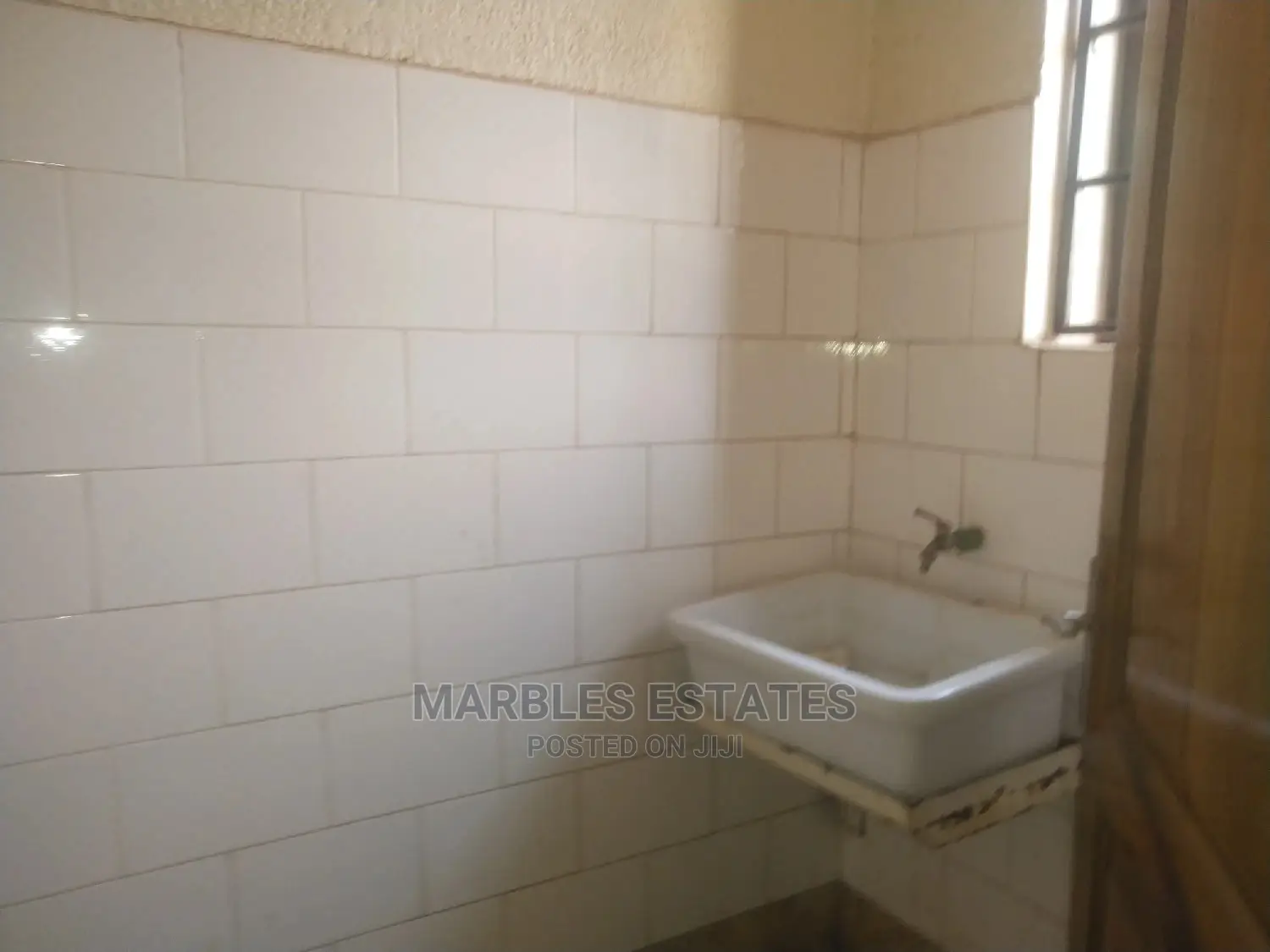 2bdrm Apartment in Bugolobi, Central Division for Rent