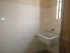2bdrm Apartment in Bugolobi, Central Division for Rent