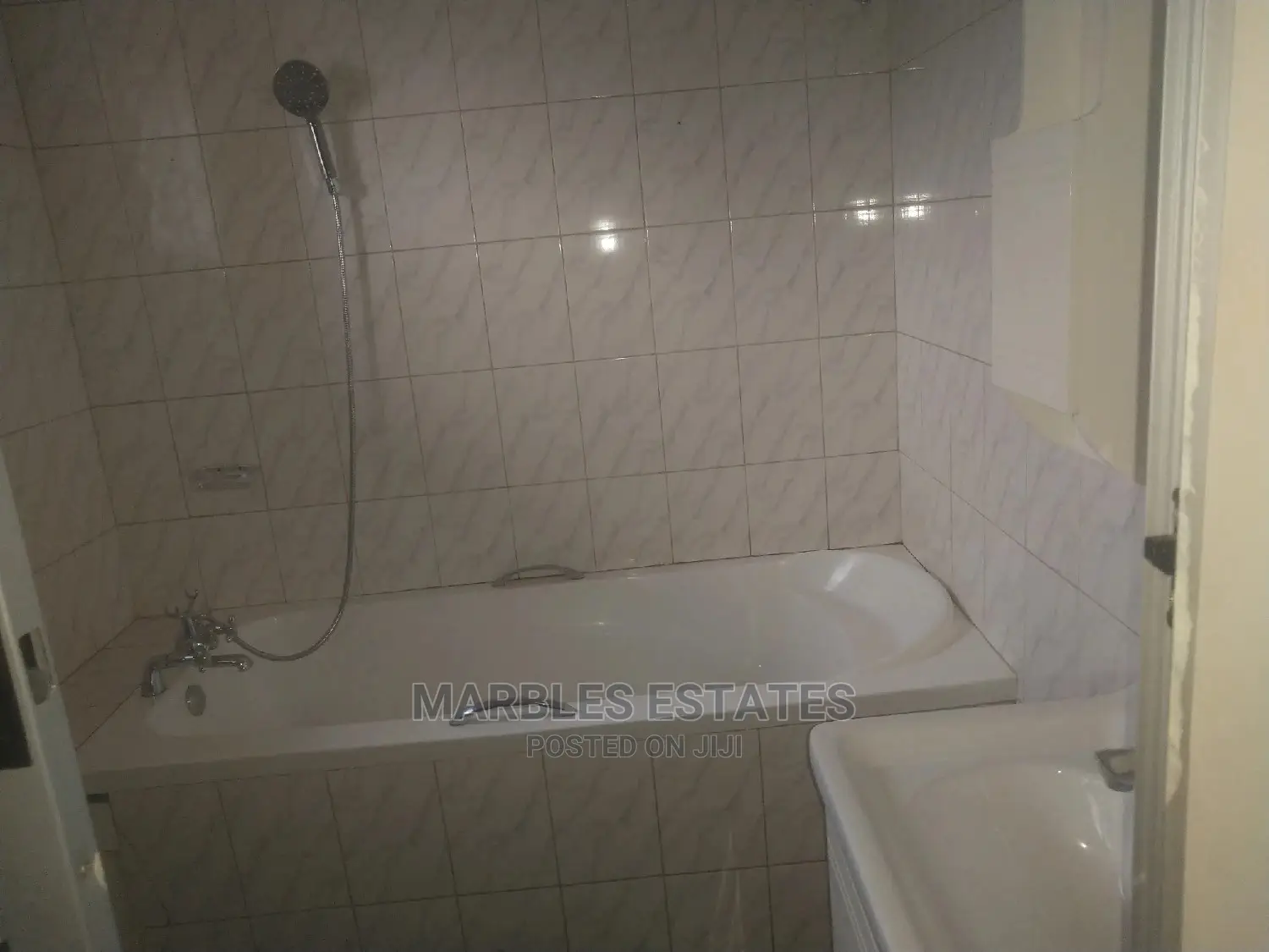 2bdrm Apartment in Bugolobi, Central Division for Rent