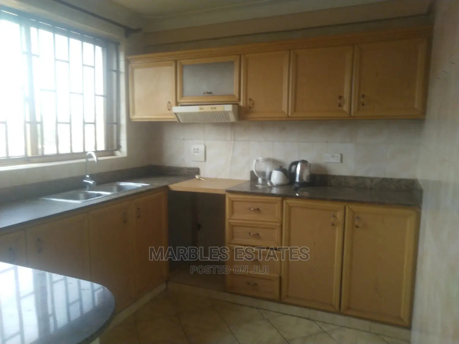 2bdrm Apartment in Bugolobi, Central Division for Rent