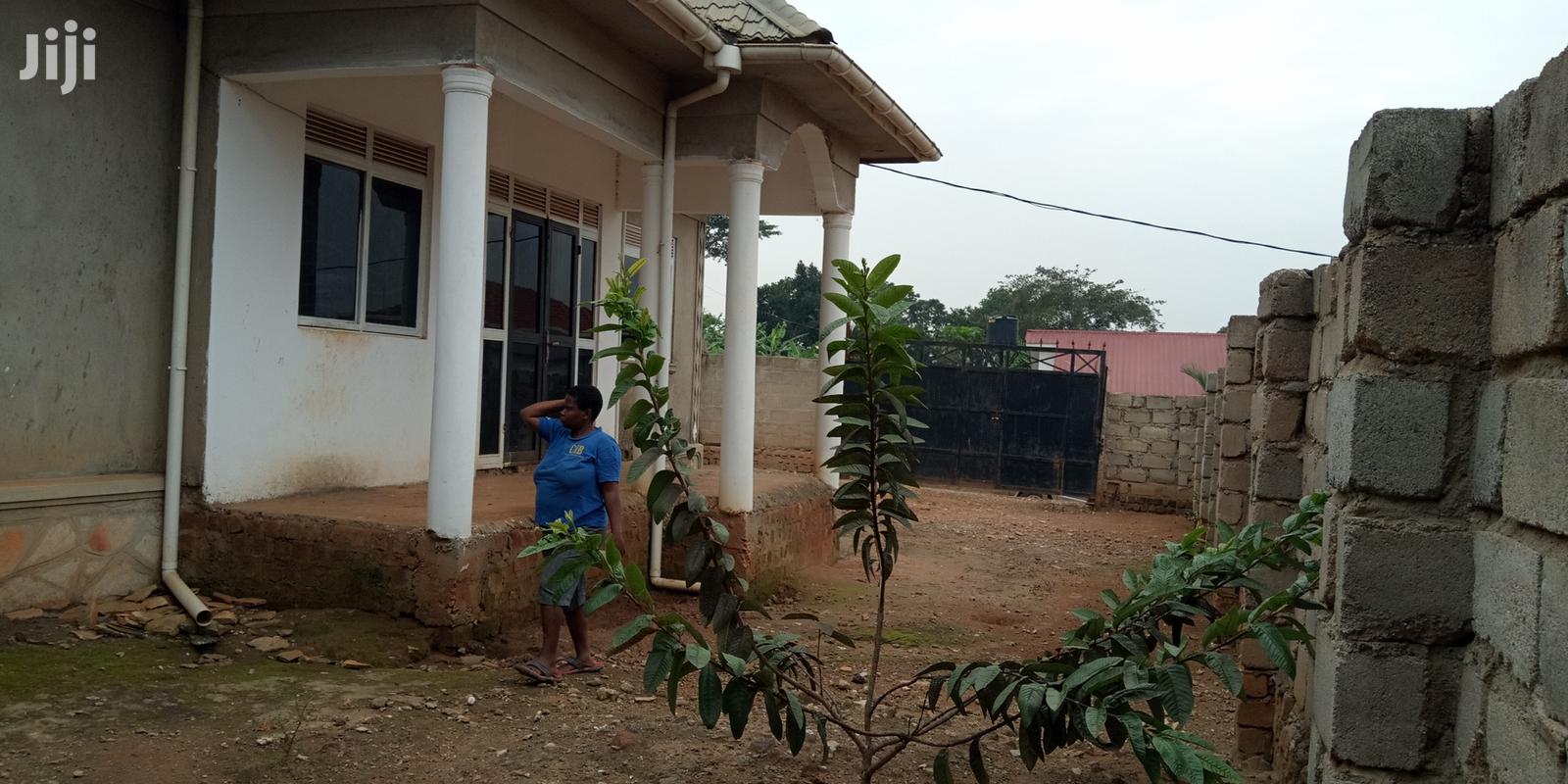 Magere Gayaza Road House For Sell
