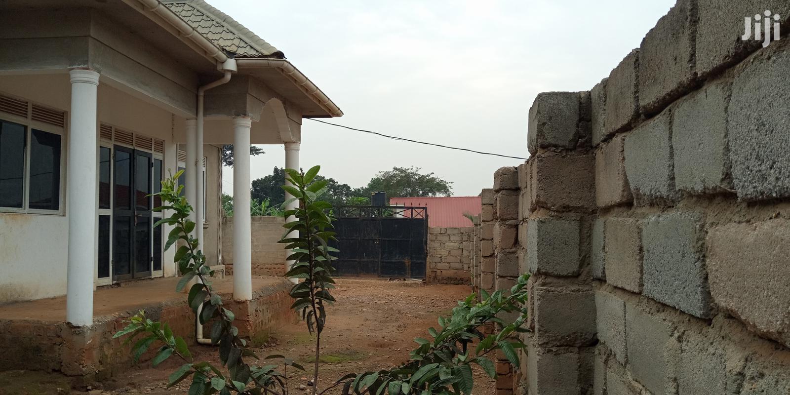 Magere Gayaza Road House For Sell