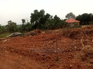 100by50ft for Sale in Buwate