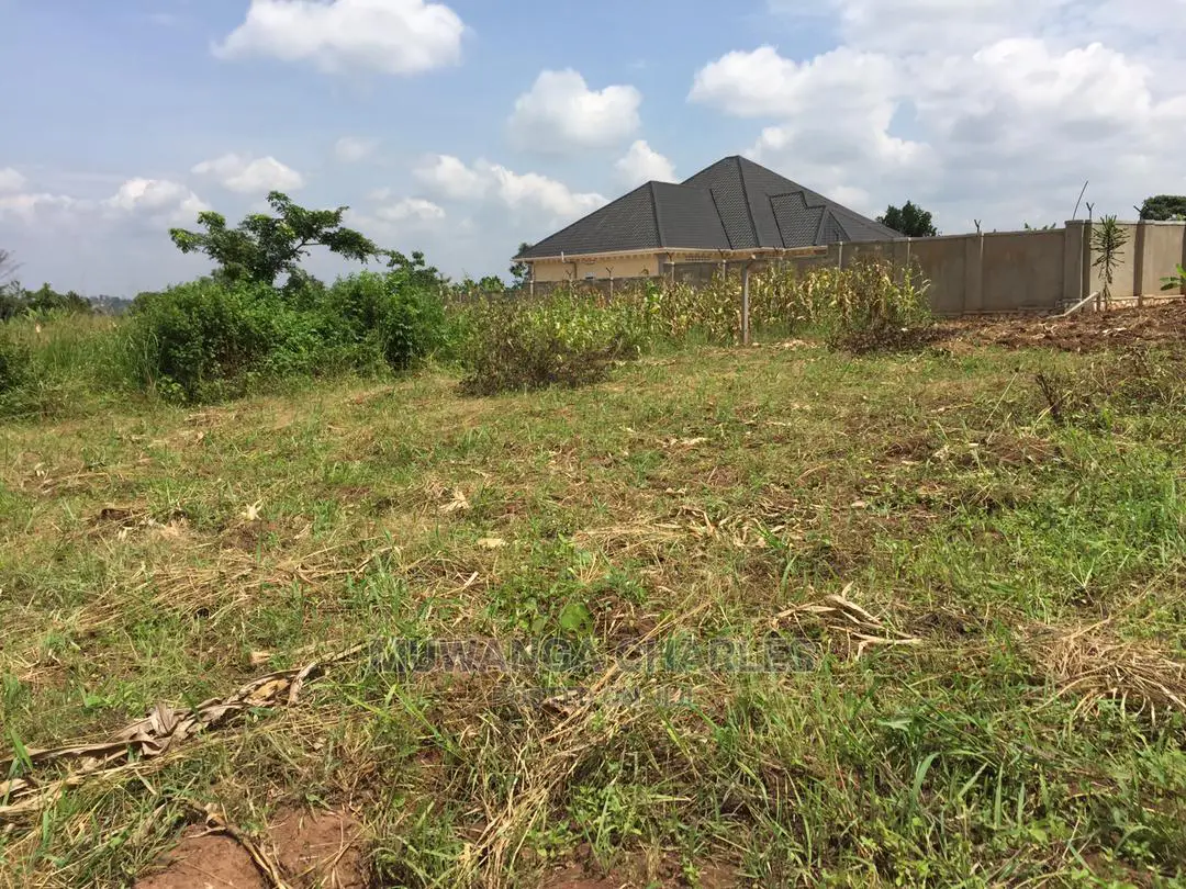 50by100ft for Sale in Kira