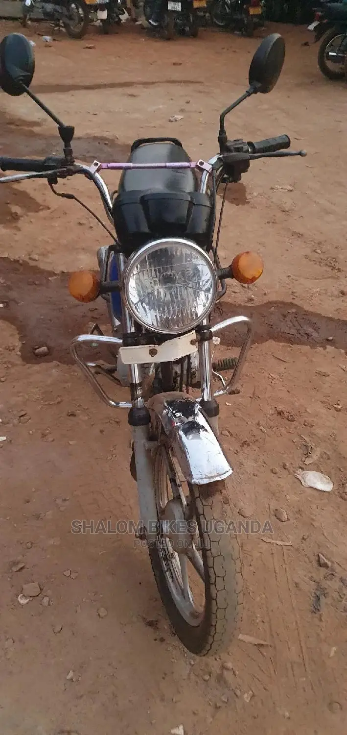 TVS Apache 160 4V 2020 Blue