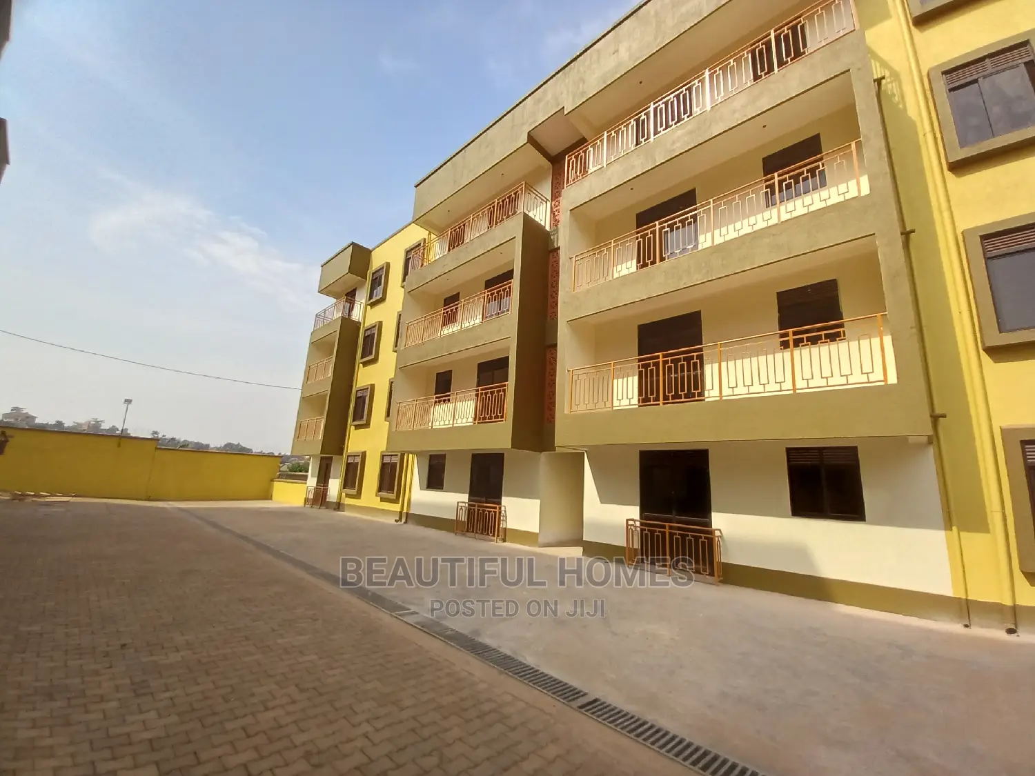Furnished 3bdrm Condo in Kisaasi, Central Division for Sale