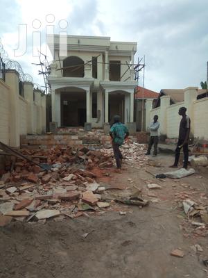 Kira Beautiful House for Sell