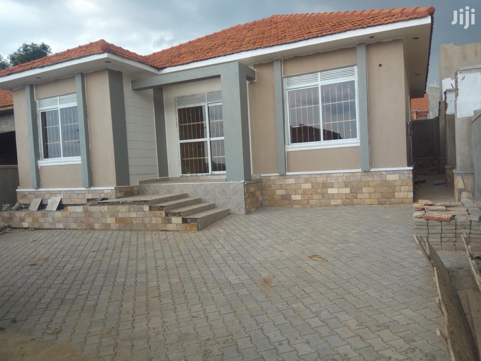 Kira First Class Neighbourhood House on Sell