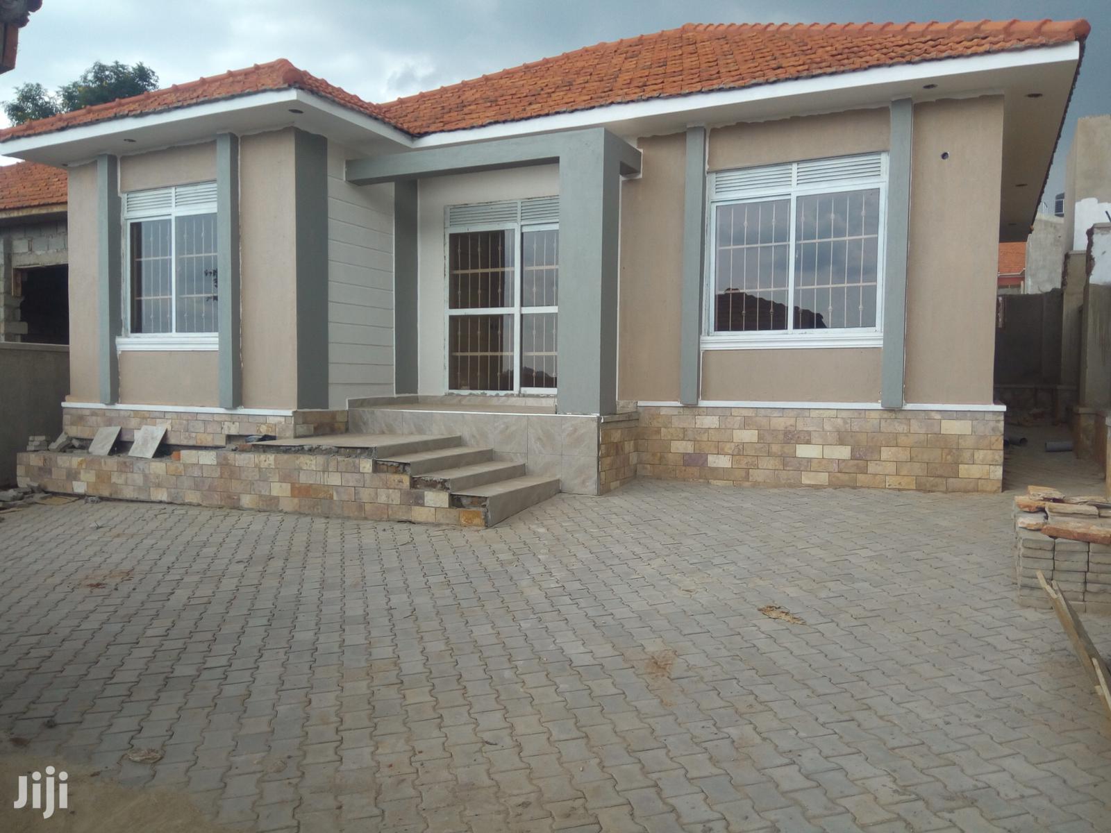 Kira First Class Neighbourhood House on Sell