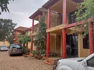 5bdrm Townhouse/Terrace in Fs Properties Ltd, Central Division