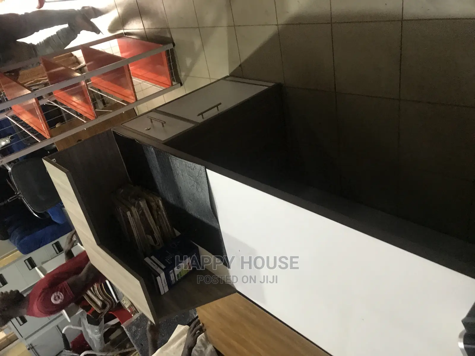 Reception Desk / Counter Table