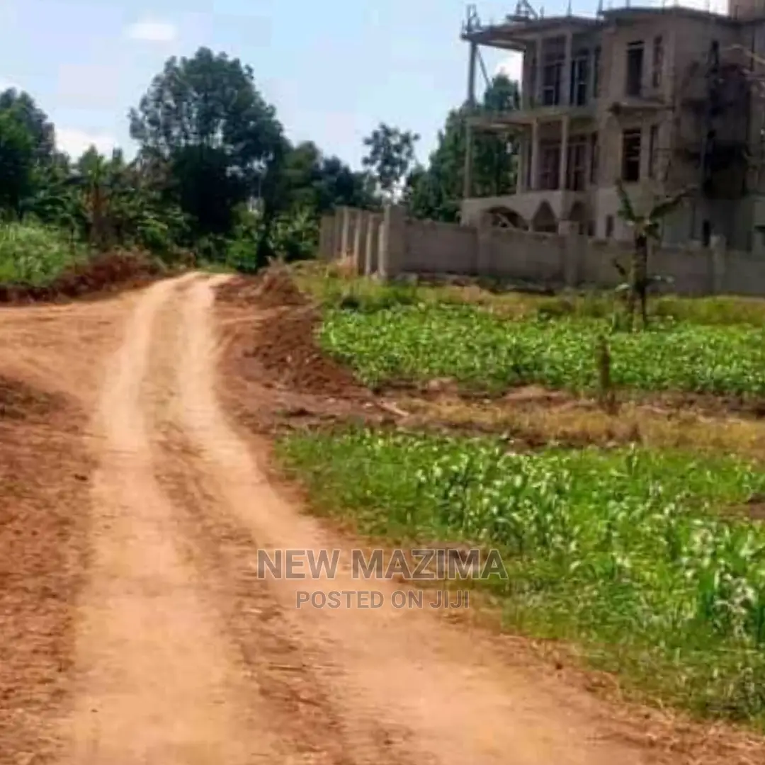 Titled Plots on Quicksale in Heart of Matuga Kavule