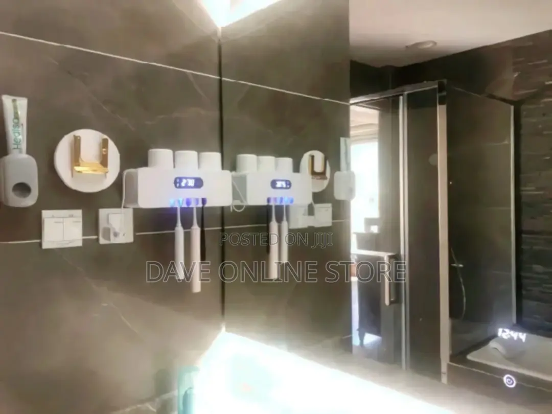 Smart UV Light Sterilizer Toothbrush Toothpaste Dispenser