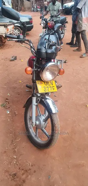 TVS Apache 160 4V 2020 Pink