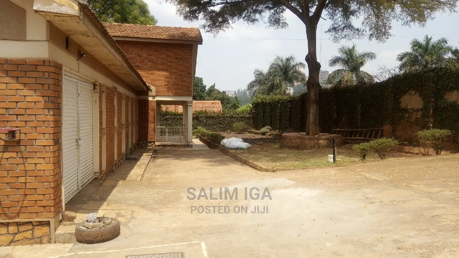 5bdrm Bungalow in Kololo Property, Central Division for Rent