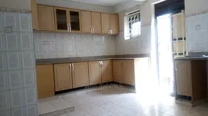 5bdrm Duplex in Kololo Property, Central Division for Rent