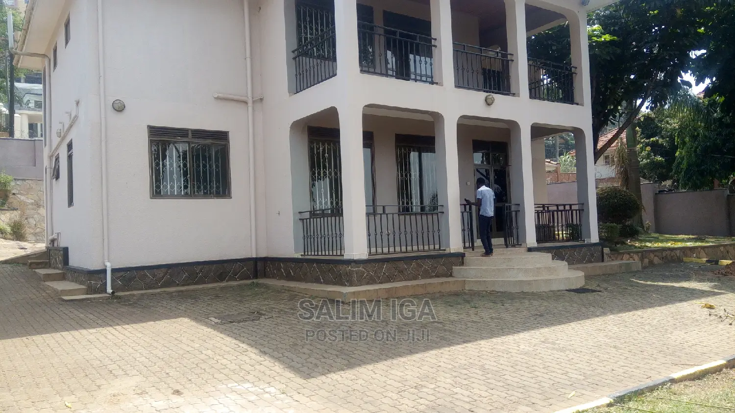 5bdrm Duplex in Kololo Property, Central Division for Rent