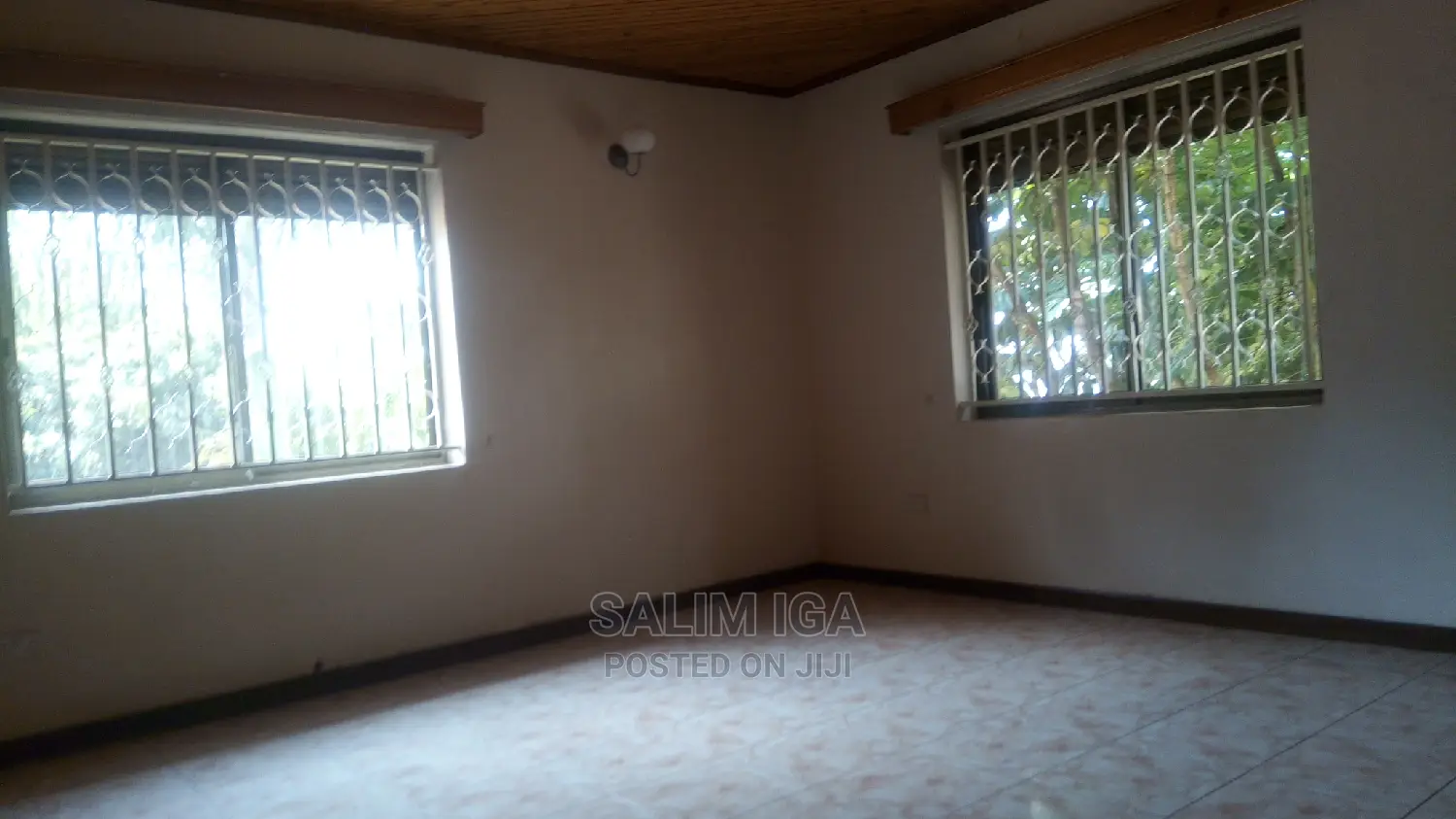 5bdrm Duplex in Kololo Property, Central Division for Rent
