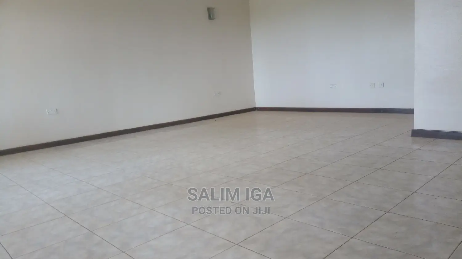 5bdrm Duplex in Kololo Property, Central Division for Rent