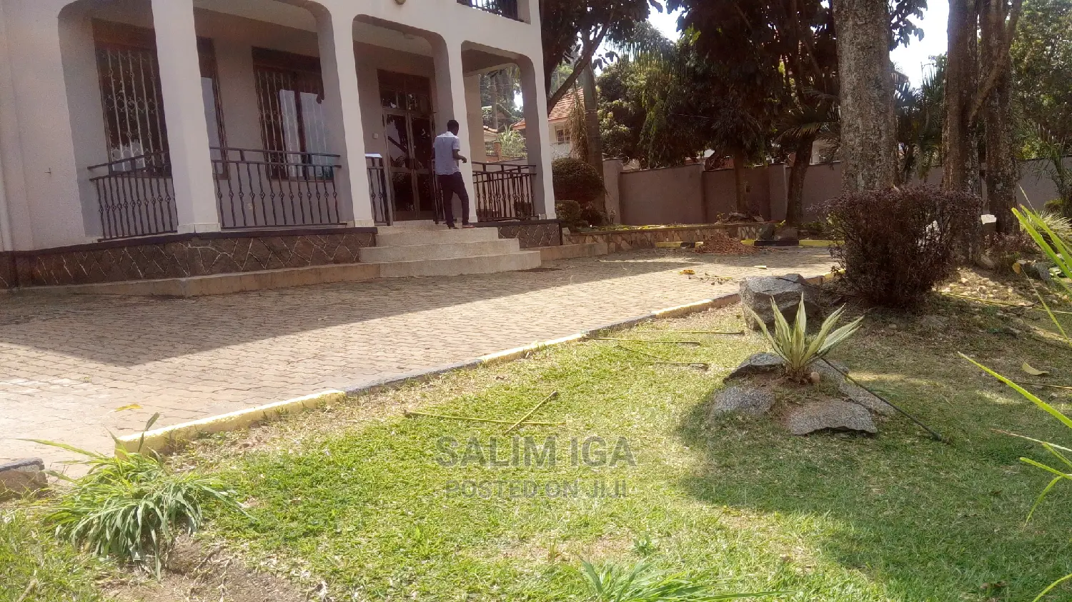 5bdrm Duplex in Kololo Property, Central Division for Rent