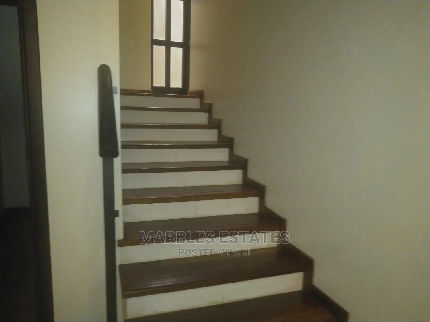 Furnished 4bdrm Townhouse/Terrace in Naguru, Central Division for Rent