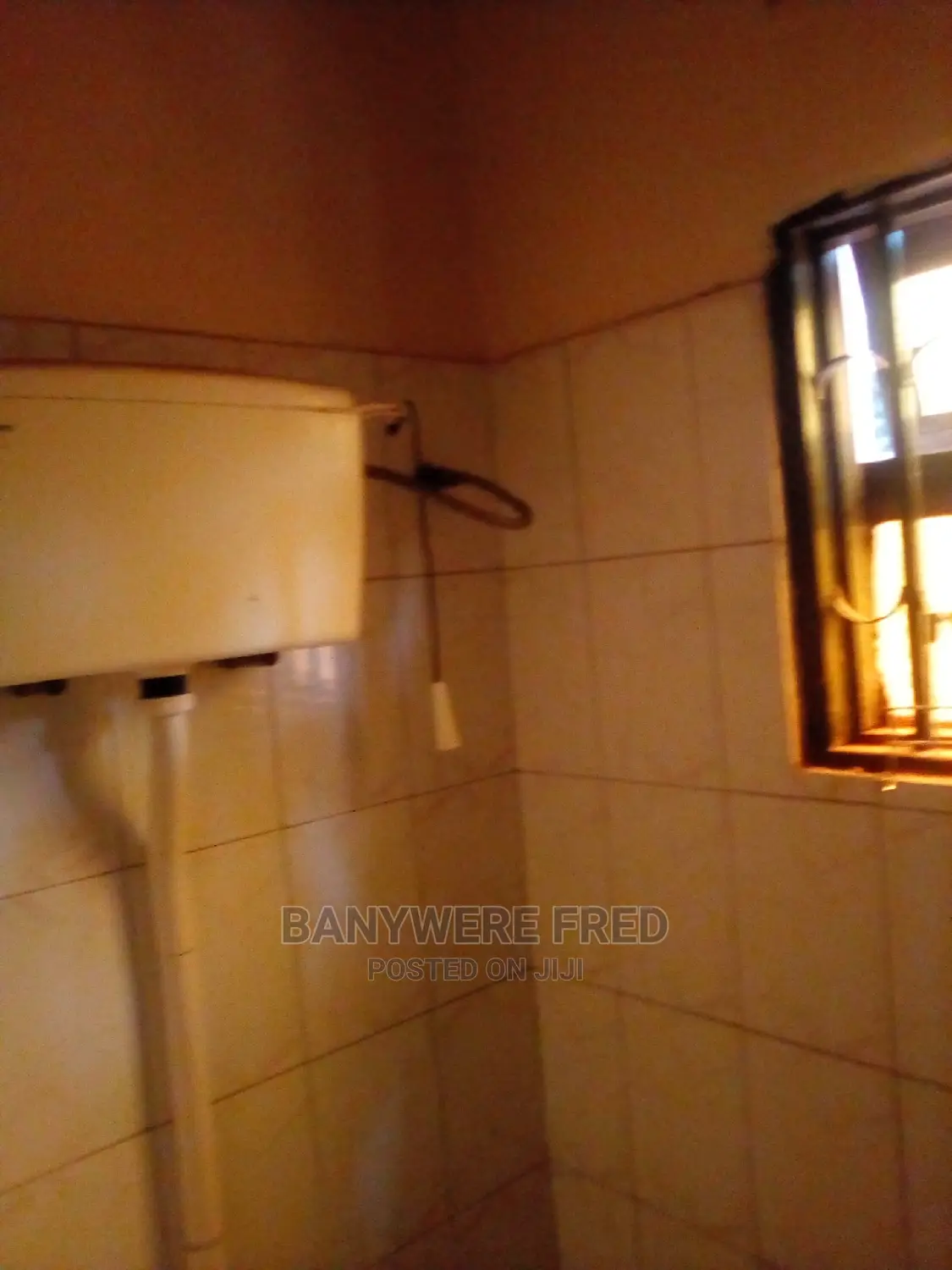 Furnished 3bdrm Bungalow in Kira for Rent
