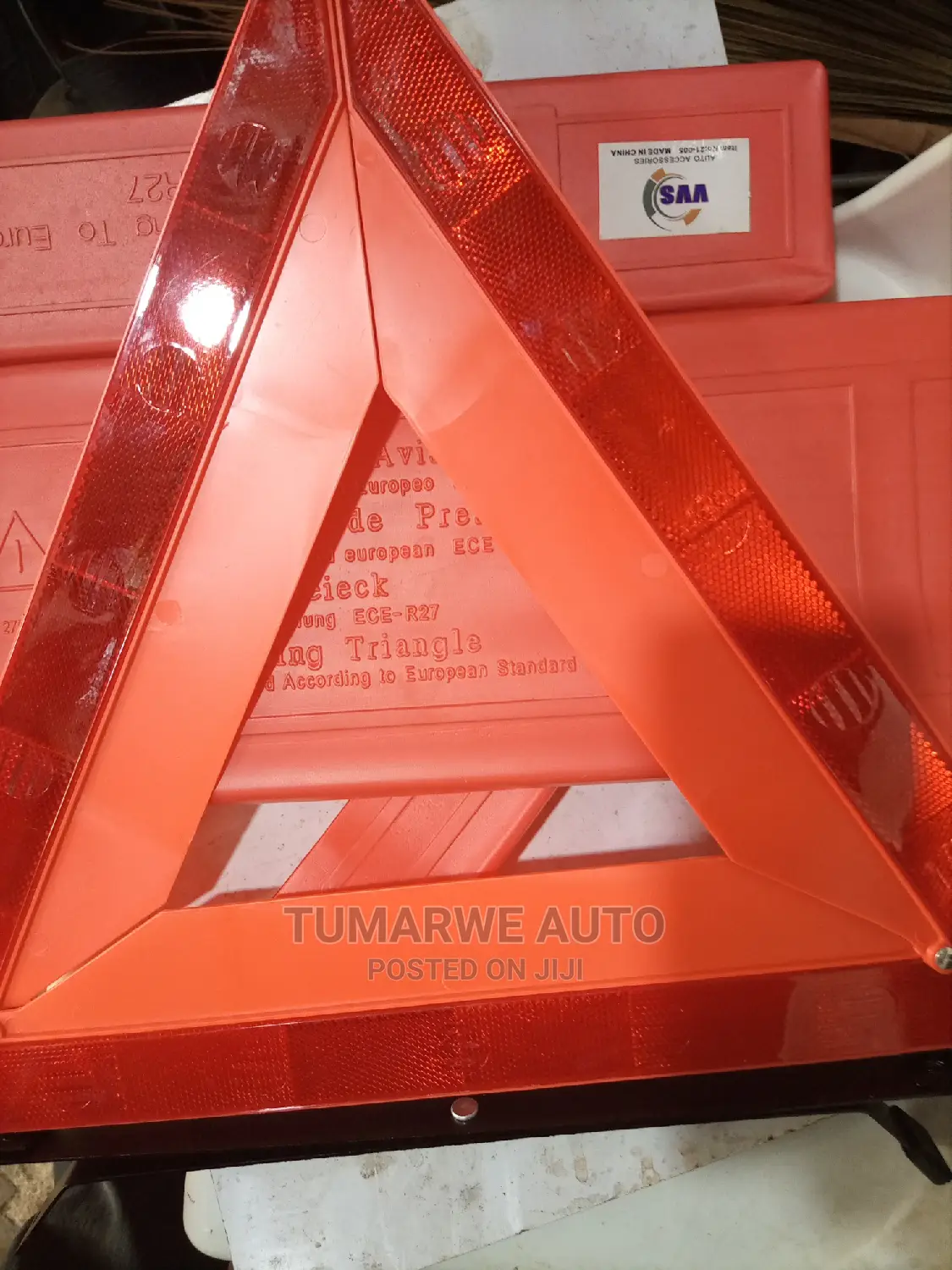 Triangle Reflectors