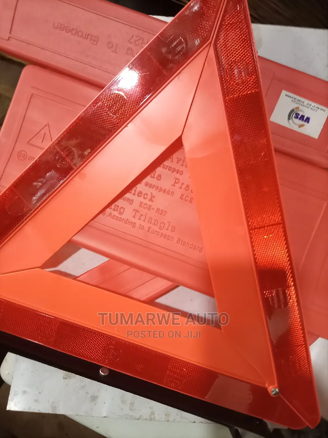 Triangle Reflectors