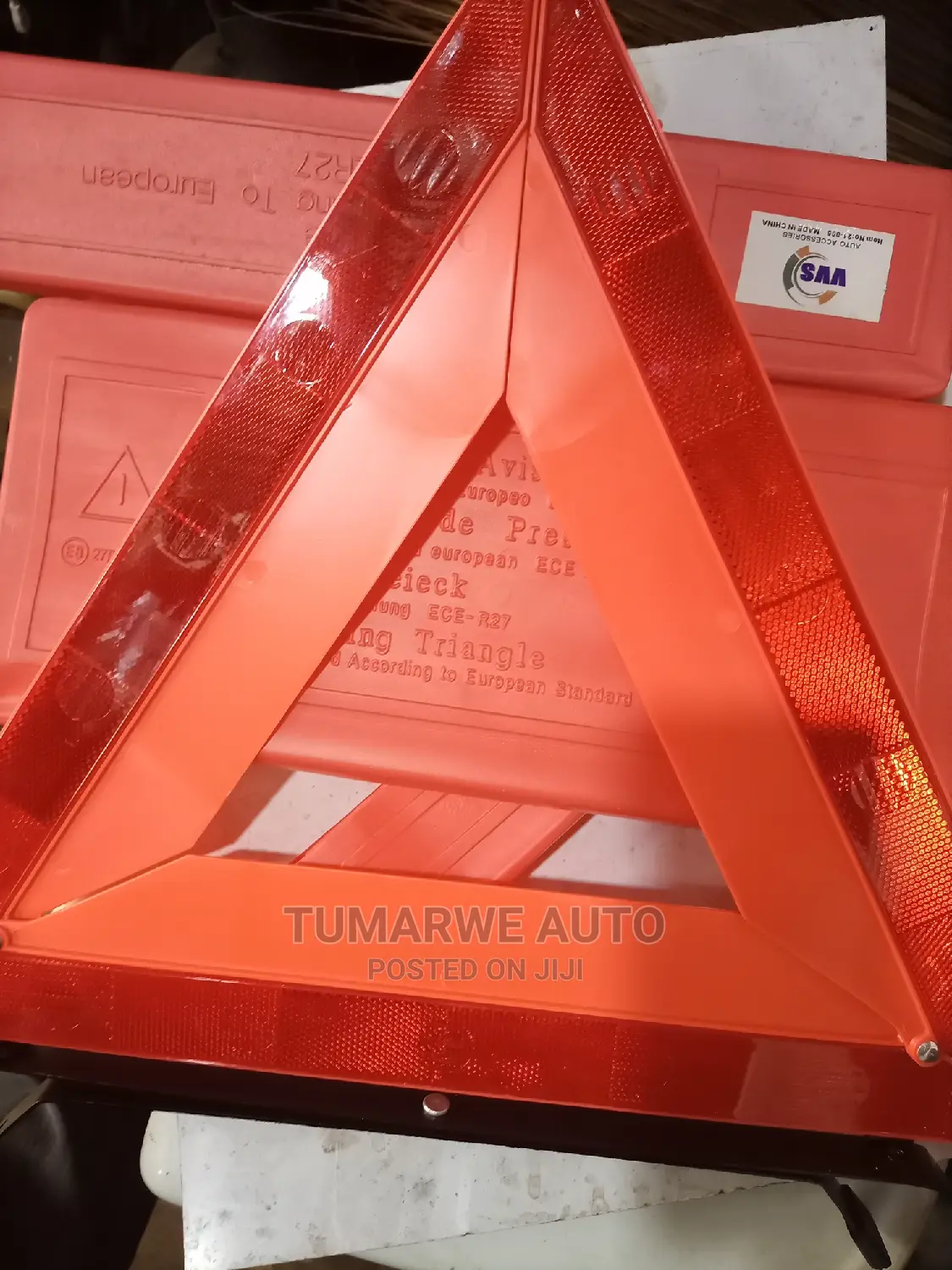 Triangle Reflectors