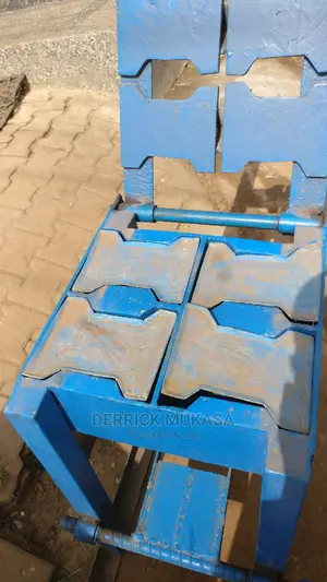 Quadral Pever Machine