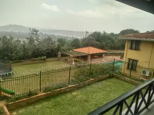 3bdrm Duplex in Mbuya, Central Division for Rent