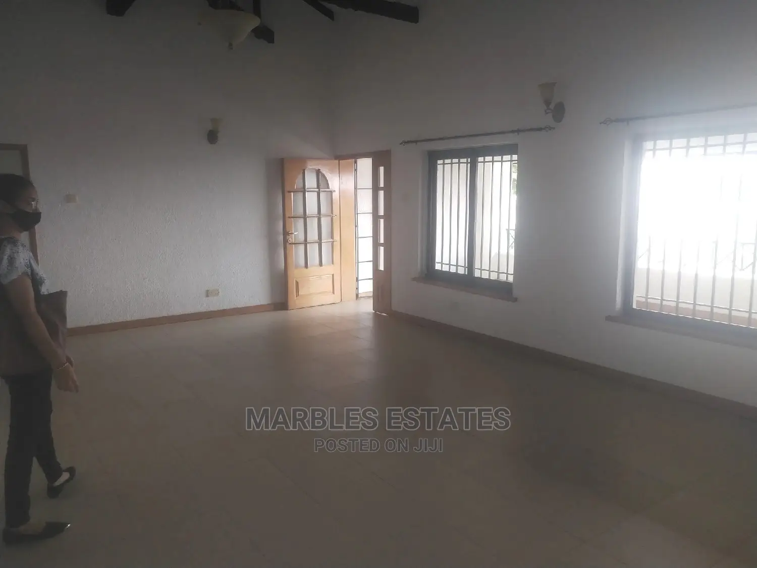 3bdrm Duplex in Mbuya, Central Division for Rent
