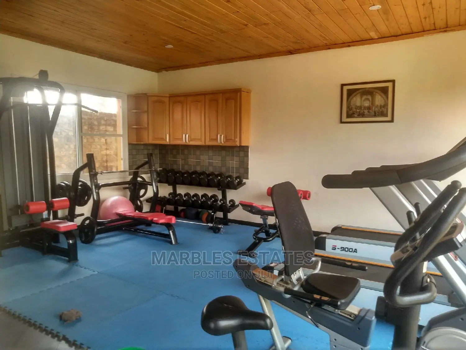 Furnished 3bdrm Apartment in Bugolobi, Central Division for Rent