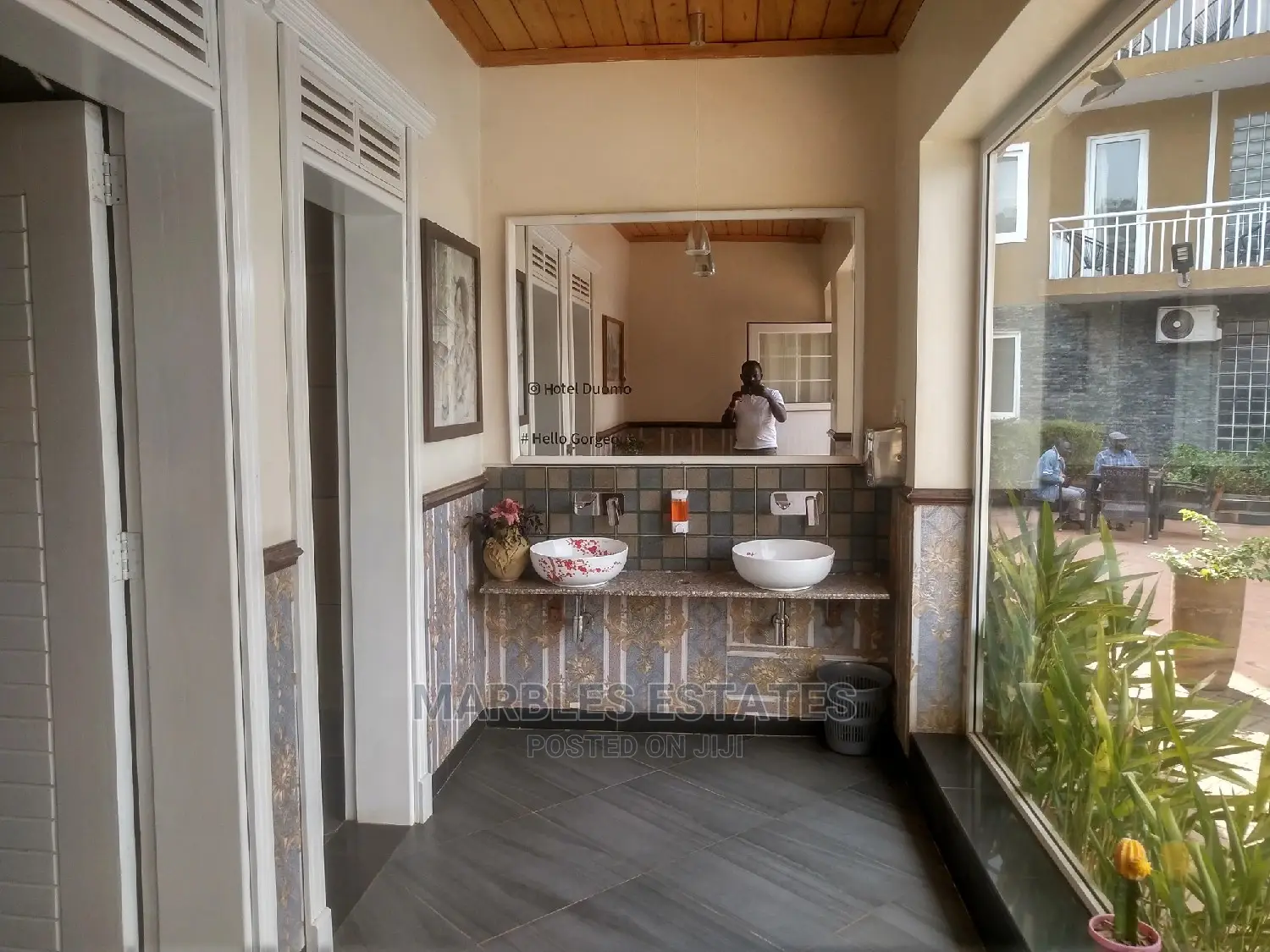 Furnished 3bdrm Apartment in Bugolobi, Central Division for Rent