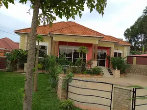 Furnished 4bdrm Bungalow in Kira for Sale