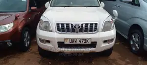 Photo - Toyota Land Cruiser Prado 2006 White