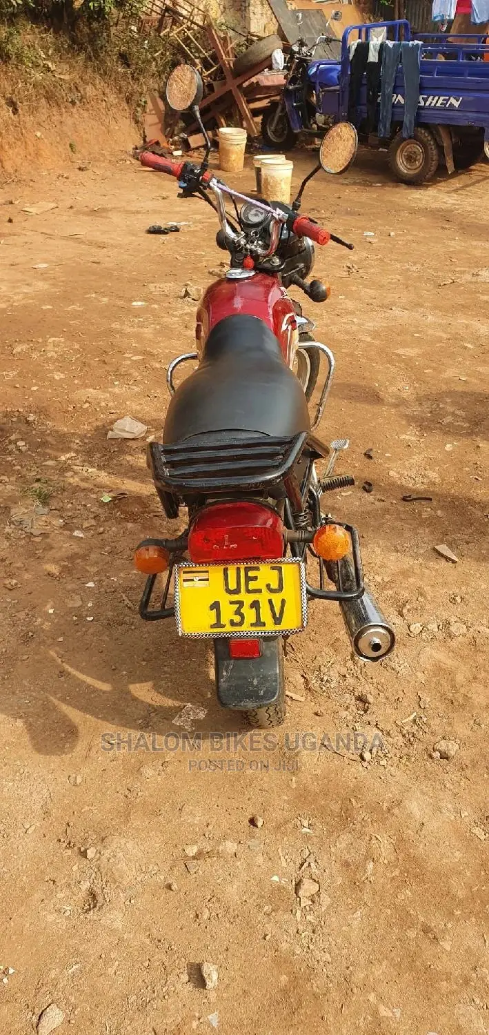 TVS Apache 160 4V 2020 Beige