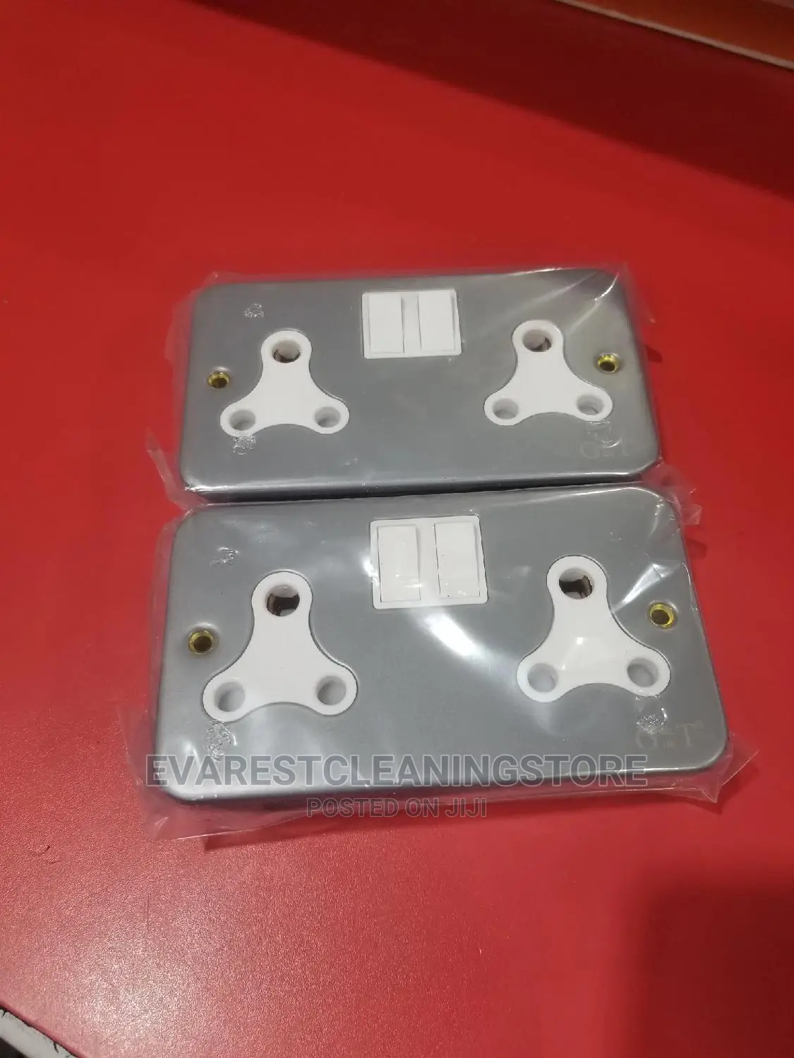 Heavy Duty Industrial Socket Round Uk