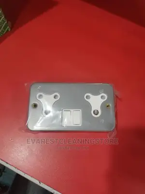 Heavy Duty Industrial Socket Round Uk