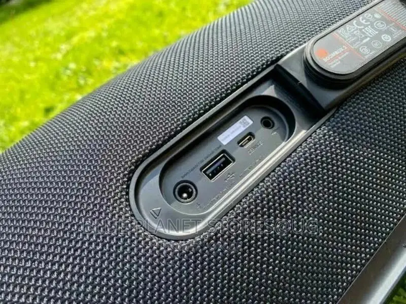JBL Boombox 2 | Portable Bluetooth Speakers // Rechargable.