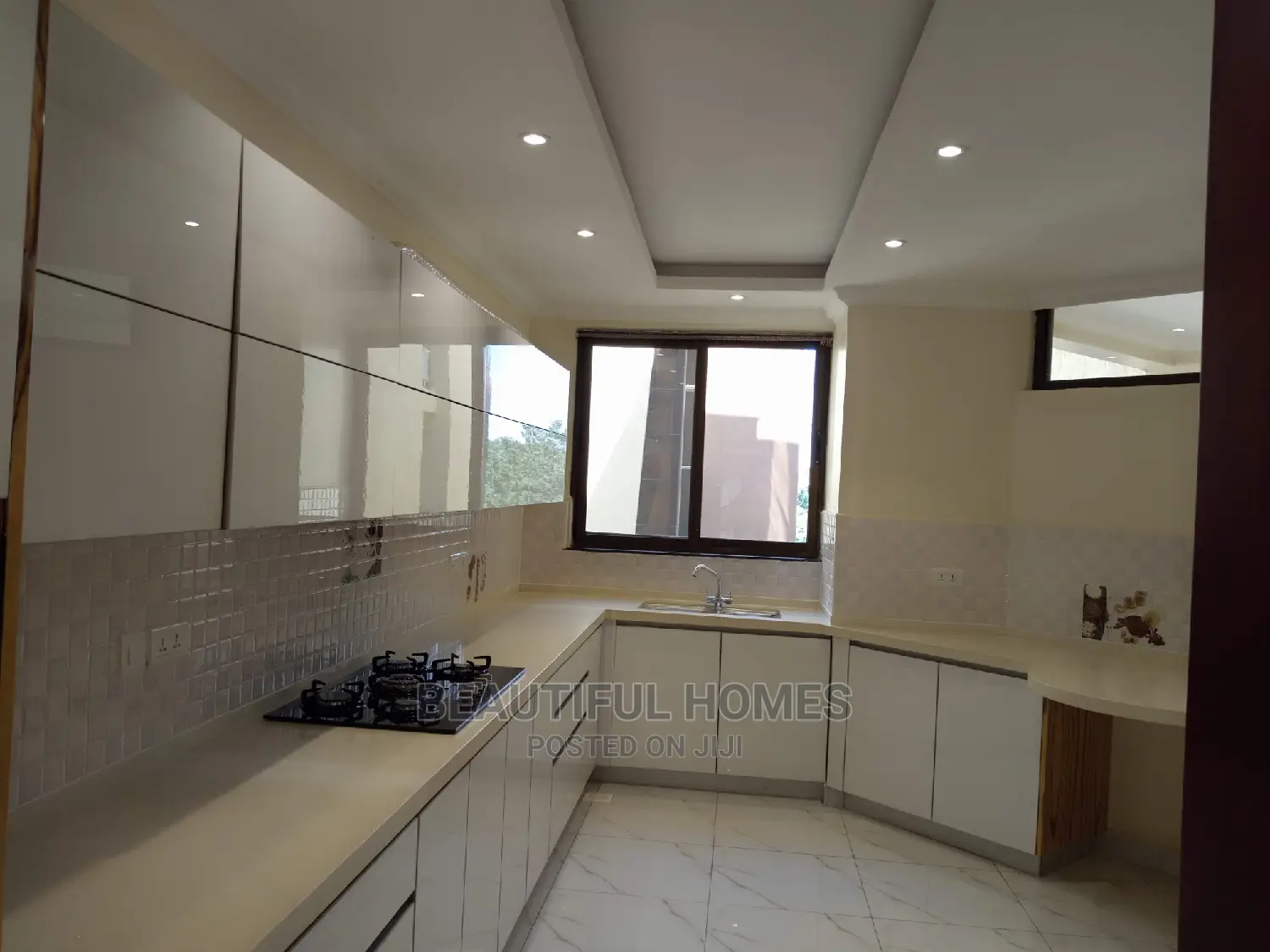 Furnished 3bdrm Condo in Kololo, Central Division for Sale