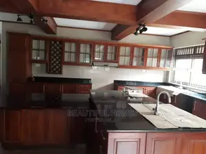 Furnished 6bdrm Mansion in Muyenga Upper, Makindye for Sale