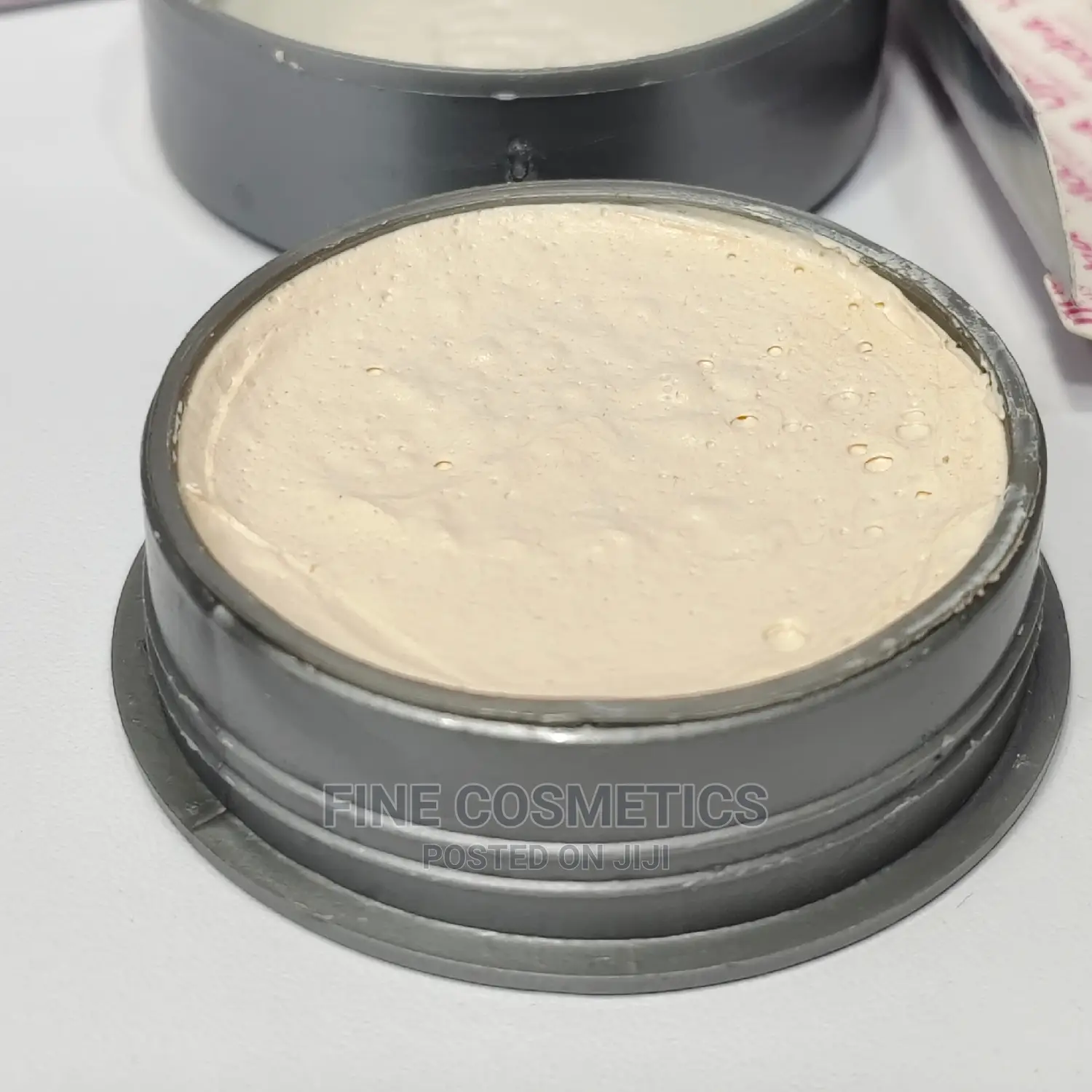 UJOOBA Extra White Magical Formula Multivitamin Acne Cream