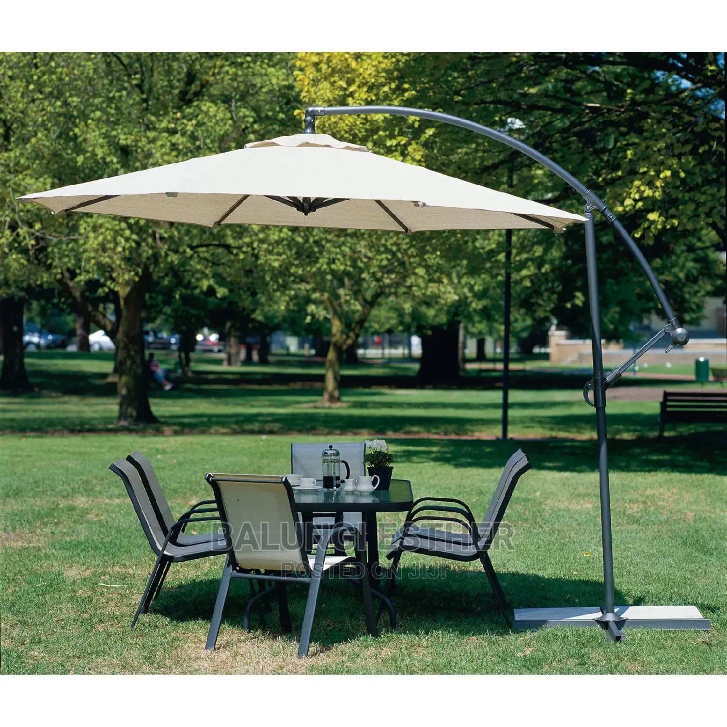 Umbrella Size Kubwa (3 Metres)