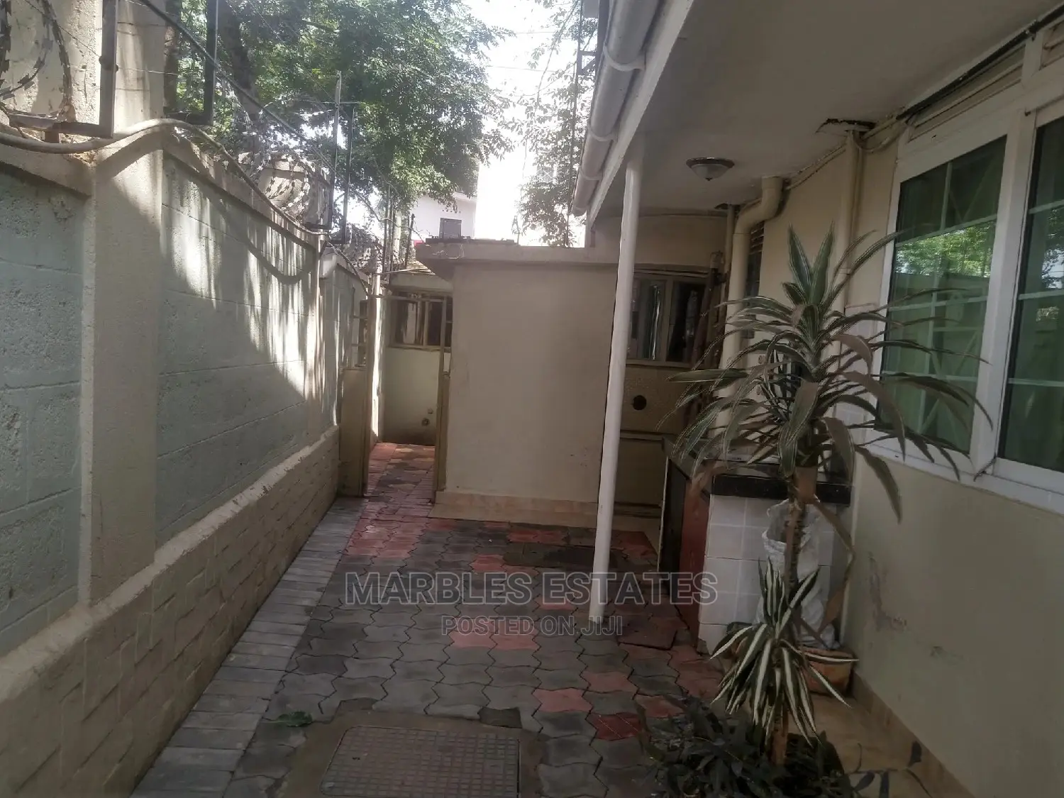 4bdrm House in Muyenga, Central Division for Sale