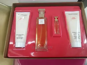 Elizabeth Arden 5th Avenue Perfume Gift Set